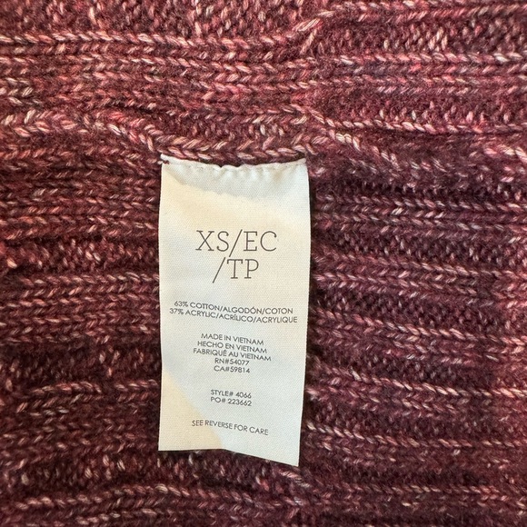 CAbi Chime V-Neck Pullover Sweater
Chunky Knit Maroon Sz : XS - Picture 10 of 10